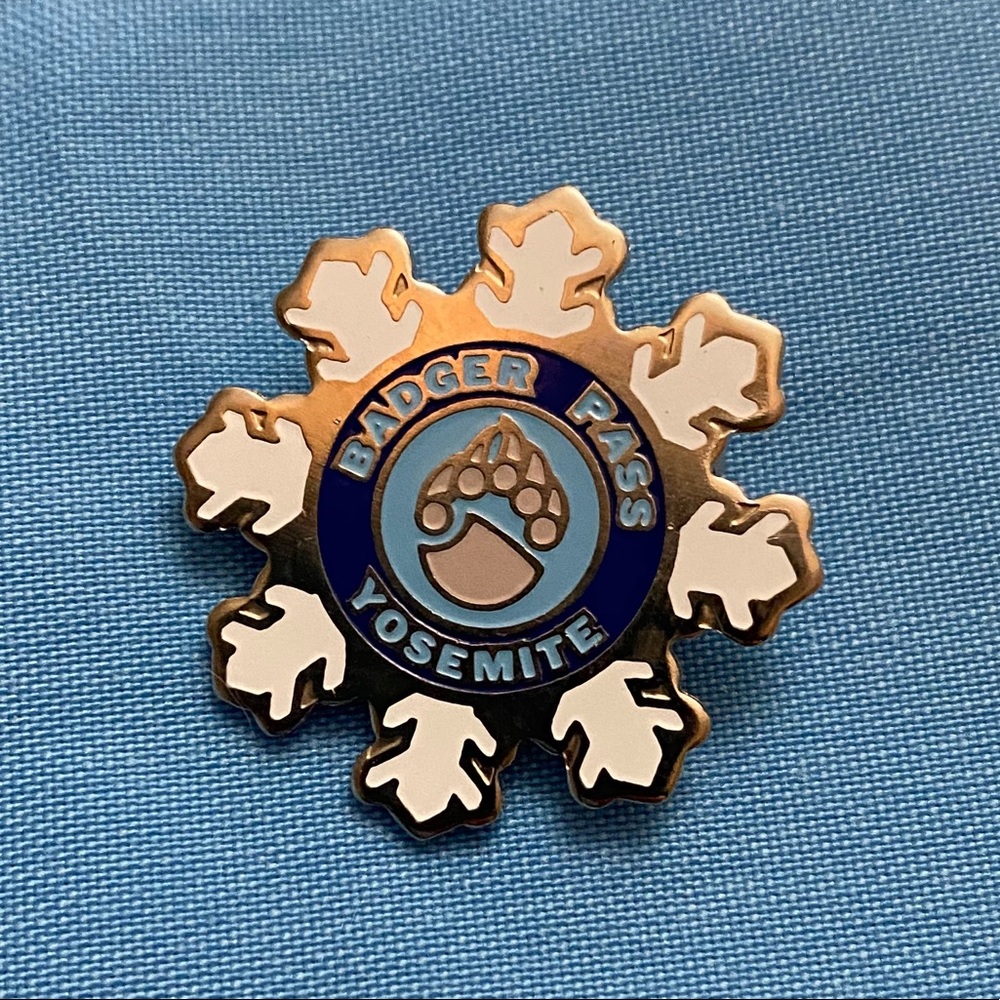 3/$12 Yosemite national park badger pass pin